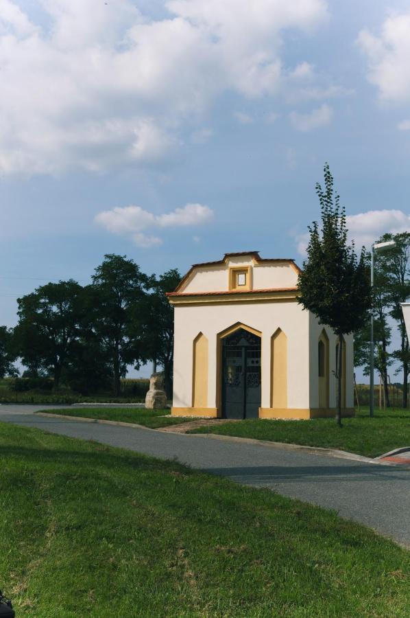 Ubytovani Na Sklipku Jevisovka ภายนอก รูปภาพ